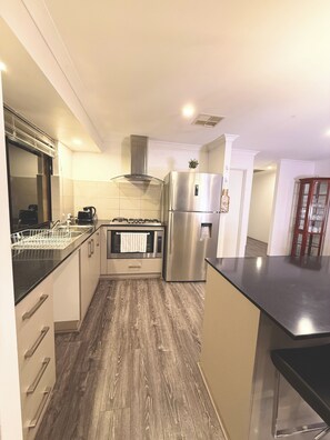 Mikrovågsugn och ugn