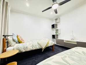 5 間睡房、熨斗/熨衫板、Wi-Fi、床單