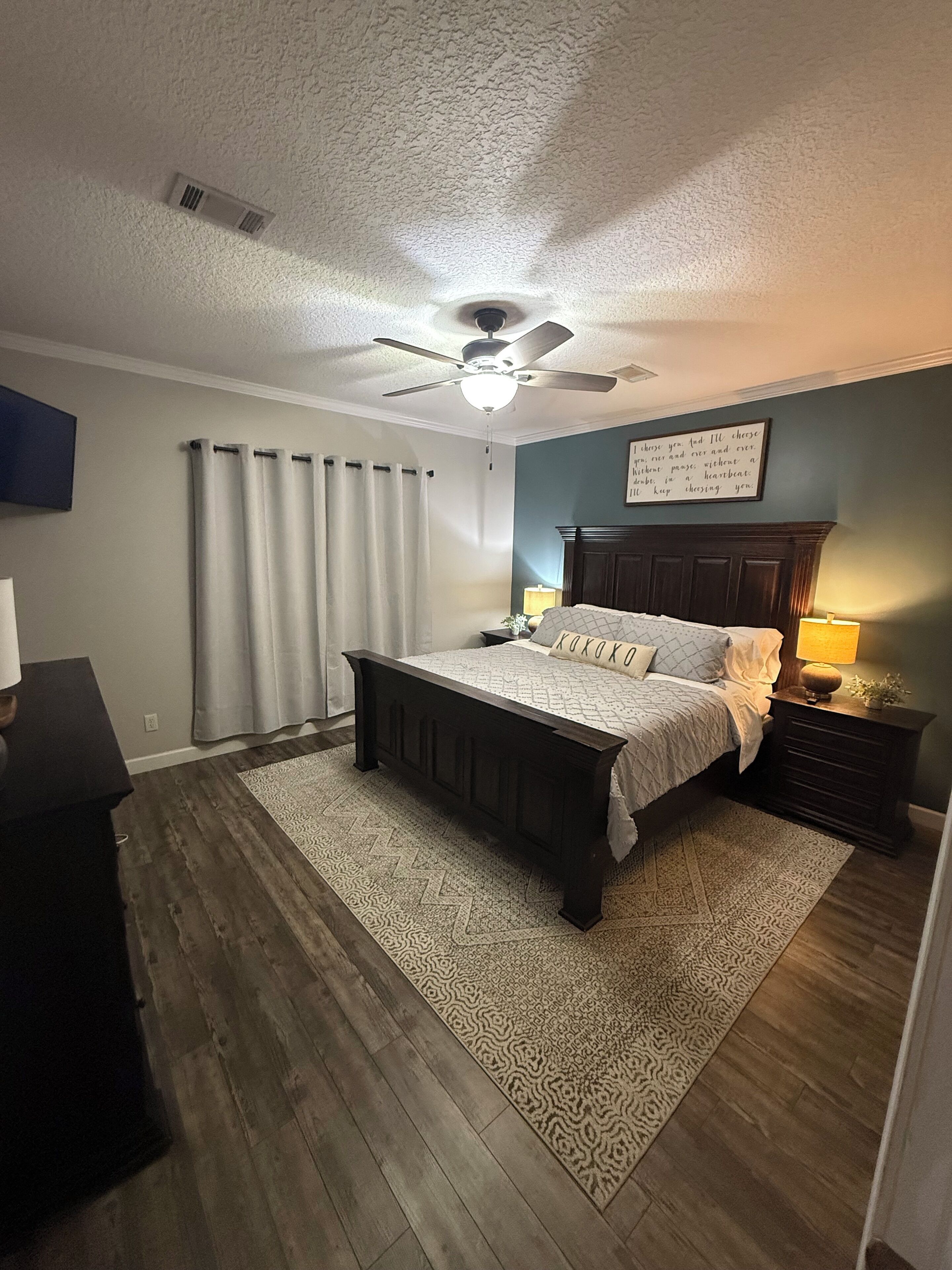 4 makuuhuonetta, ilmainen Wi-Fi, vuodevaatteet