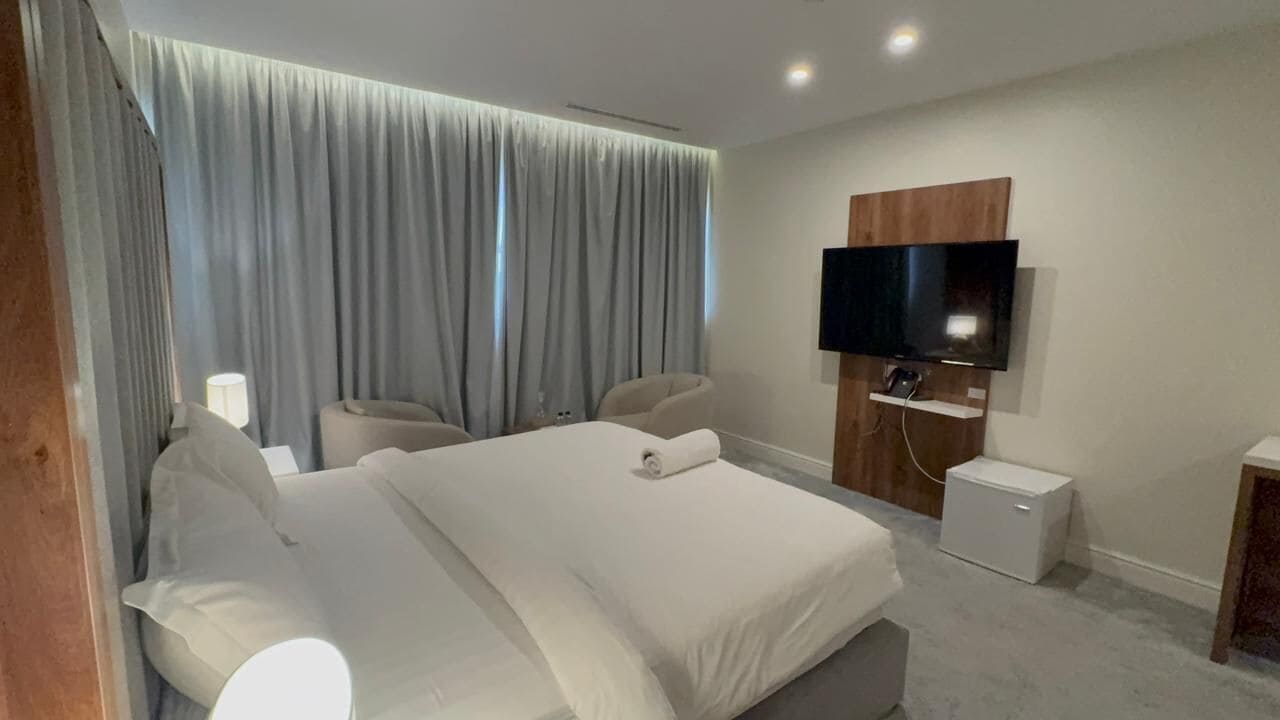 Deluxe Double Room | Blackout curtains, soundproofing, free WiFi