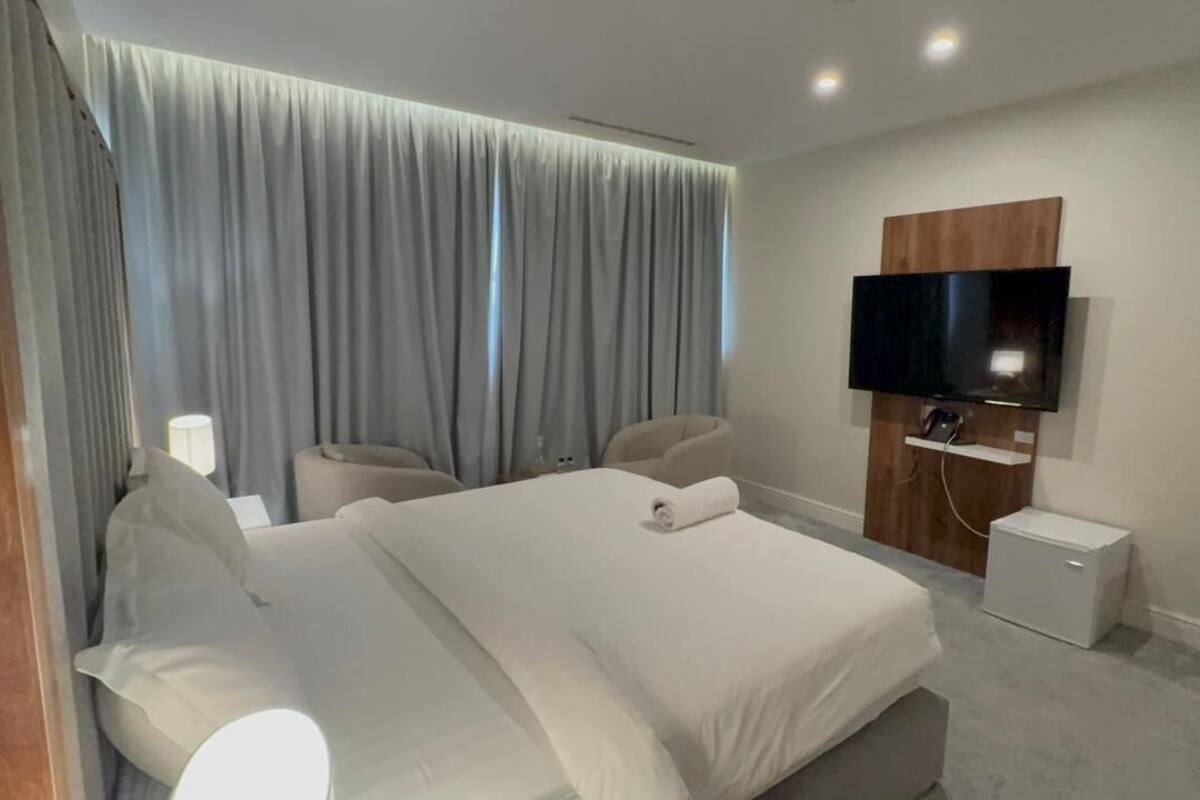 Kahden hengen deluxe-huone | Pimennysverhot, ilmainen Wi-Fi