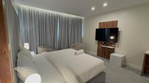 Dobbeltrom – deluxe | Blendingsgardiner, lydisolert og wi-fi (inkludert)