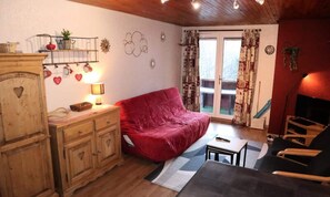 บริเวณนั่งเล่น