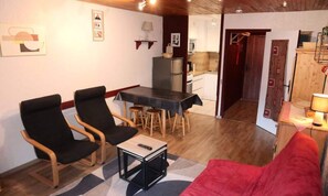 บริเวณนั่งเล่น