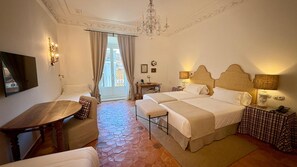 Room - Casa Pizarro Hotel (Cáceres)