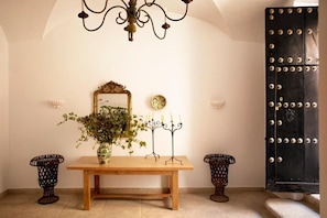Interior - Casa Pizarro Hotel (Cáceres)