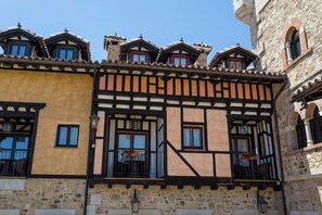 Exterior - Abadia de los Templarios (La Alberca)