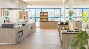 Dining - Bimbolla Apartaments (Sant Lluis)