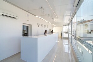 Lobby - Els Llorers Apartamentos (Lloret de Mar)