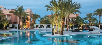 Oliva Nova Beach and Golf Hotel