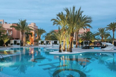 Oliva Nova Beach and Golf Hotel