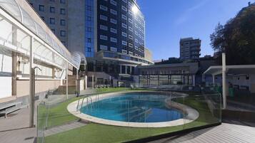 Indoor pool, outdoor pool