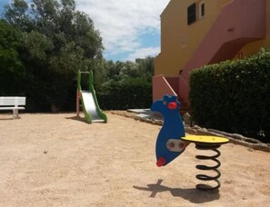 Children’s area - Apartamentos Ses Anneres (Ciutadella de Menorca)
