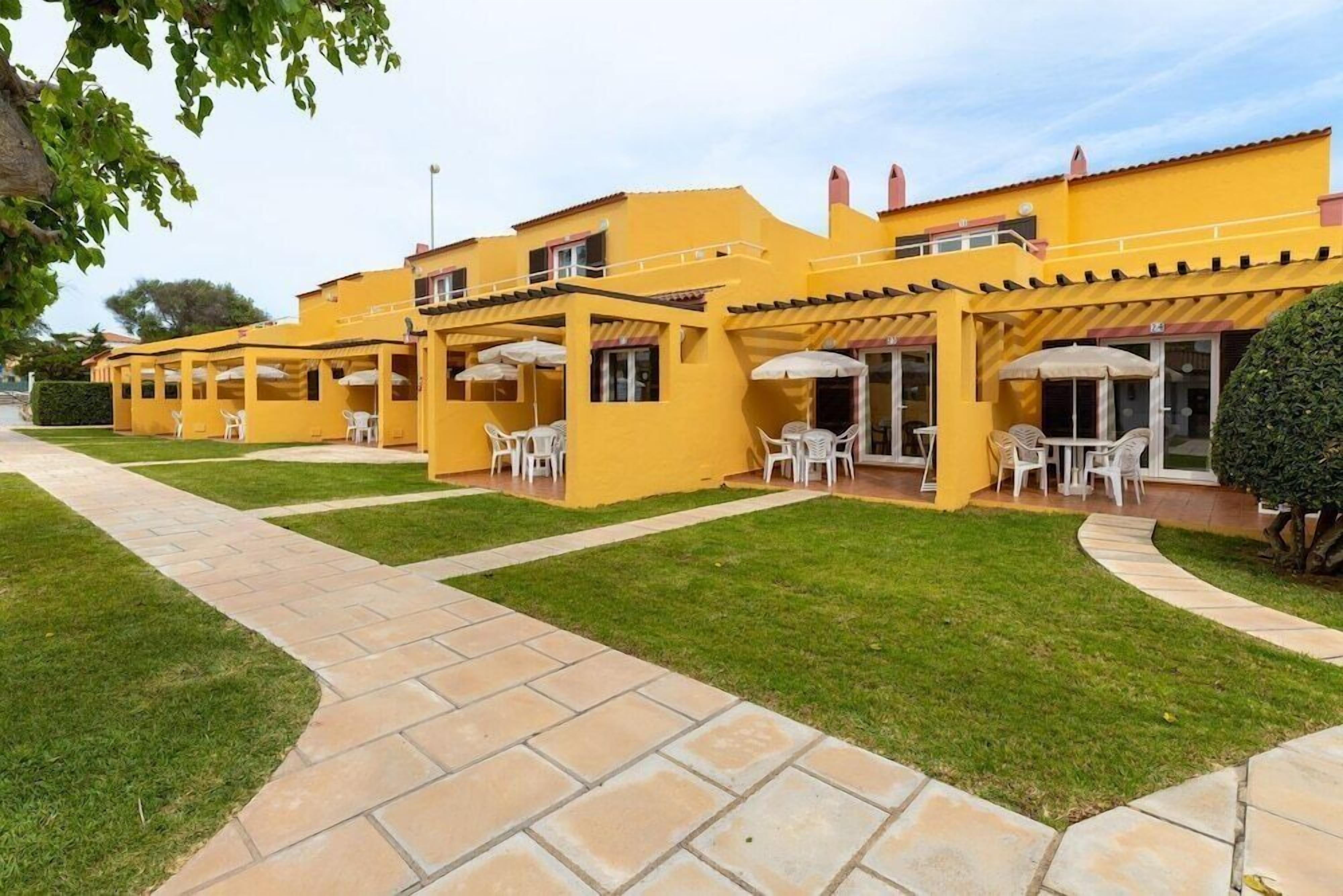 Khu ẩm thực ngoài trời