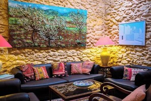 Living area - Can Lluc Boutique Country Hotel & Villas (Sant Antoni de Portmany)