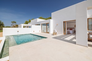 Outdoor pool - Can Lluc Boutique Country Hotel & Villas (Sant Antoni de Portmany)