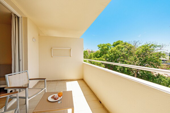 숙박 시설 구내