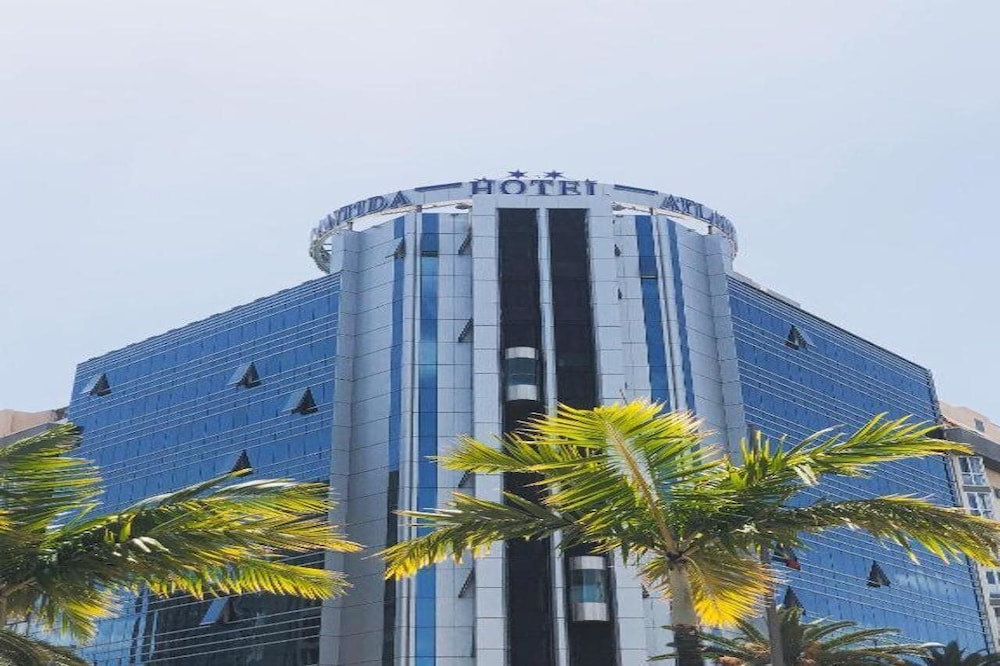 Hotel Atlántida Santa Cruz by null