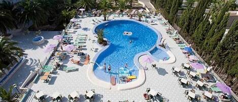 Indoor pool, outdoor pool