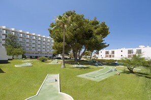 Property grounds - Vibra Riviera Apartments (Sant Josep de sa Talaia)