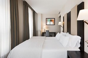 Room - Hotel Cartagena Puerto (Cartagena)