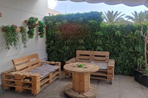 Khu ẩm thực ngoài trời