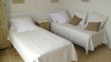 2 Schlafzimmer, Bügeleisen/Bügelbrett, WLAN, Bettwäsche