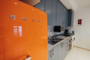 Private kitchen - Rambla Bacardi Apartments (Barcelona)