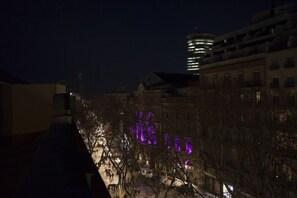 المنطقة المحيطة بالمنشأة