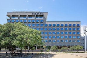 Exterior - SB Win (Sant Feliu de Llobregat)