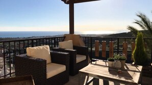 Unclassified image, 3 of 3, button - Apartment Near Benahavis With Sea Views (Benahavis)