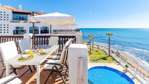 Outdoor dining - Penthouse in Calahonda With Sea Views (Mijas)