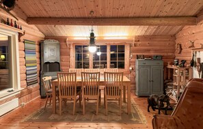 Dining - Awesome home in Ljørdalen with sauna (Ljørdalen)