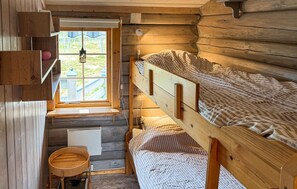 5 bedrooms - Awesome home in Ljørdalen with sauna (Ljørdalen)