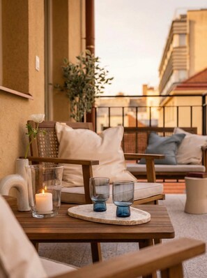 Terrace/patio - TurnKey | Antonin Dvorak Studio with Terrace (Praha 2)