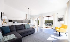 Living area - Houses & Villas for 5 People (Vila do Bispo)