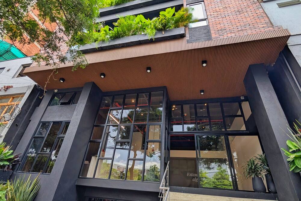 Laureles Selection Suites