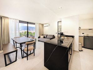 Suite Familiale, balcon | Literie de qualité supérieure, couette en duvet d'oie