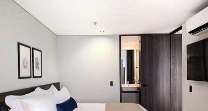 Laureles Selection Suites