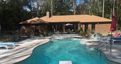 Secluded Forest Villa — Private Road, Private Pool, Pet‑Friendly, Near Waterfall