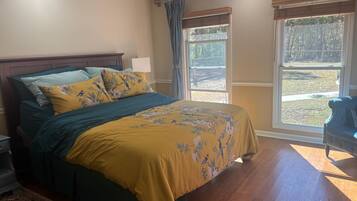 4 bedrooms, free WiFi, bed sheets