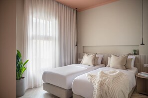 Spa - Hillel Grand Suite - Four Bedroom Apartment, Sleeps 9 (Jerusalem)