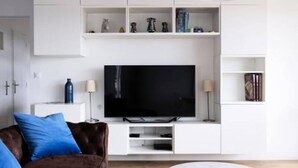 Living area - Apartment in Metz With Panoramic Views (Metz)