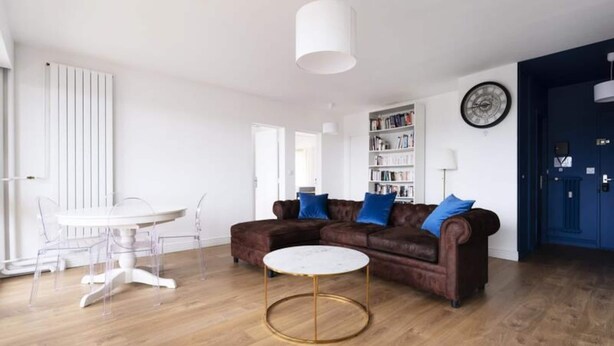 Living area - Apartment in Metz With Panoramic Views (Metz)