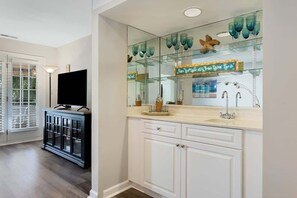 Interior - Serene Golf & Beach Villa Retreat (Hilton Head Island)