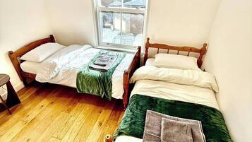 2 bedrooms, free WiFi, bed sheets