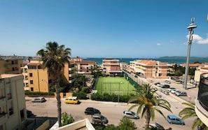 Apartment | Sports court - Charming Rina Sea Studio Apartment - Central Air-con & Wifi Sleeps 2 Persons (Alghero)