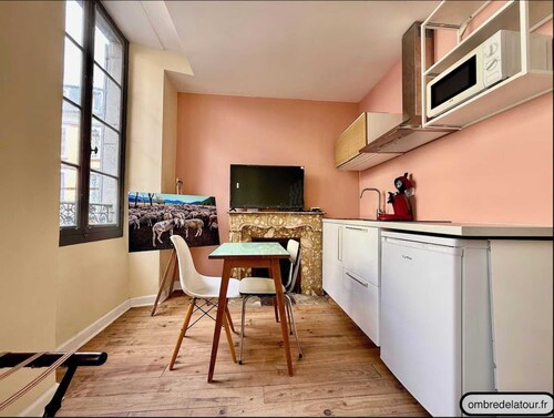 Studio rénové à Lourdes – Rue de la Grotte, proche Sanctuaire et Pyrénées
