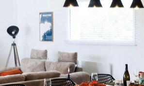 Living area - House Near GR 34 Trail and Beaches (Tregastel)