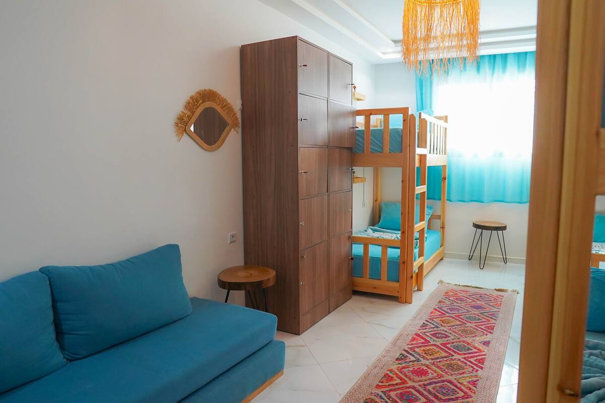 Shared Dormitory | Free WiFi